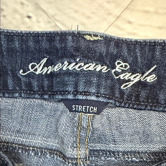 American Eagle Outfitters Artist Dark Blue Flare Jeans Womens Size 10 *Hemmed* - Picture 4 of 8